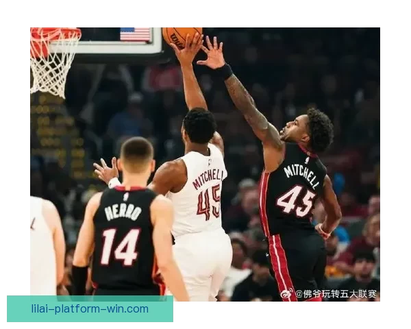骑士末节失控惨遭热火逆转哈登米切尔合砍大分仍无力阻连胜终结